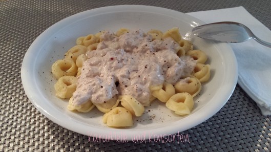 Tortellini mit Thunfischsauce
