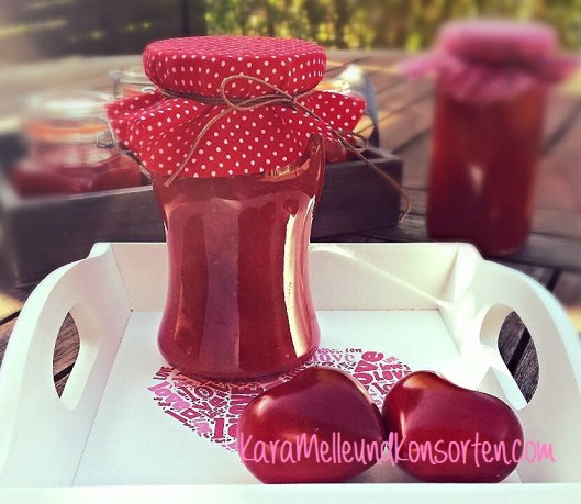 Erdbeer-Rhabarber-Konfitüre OK